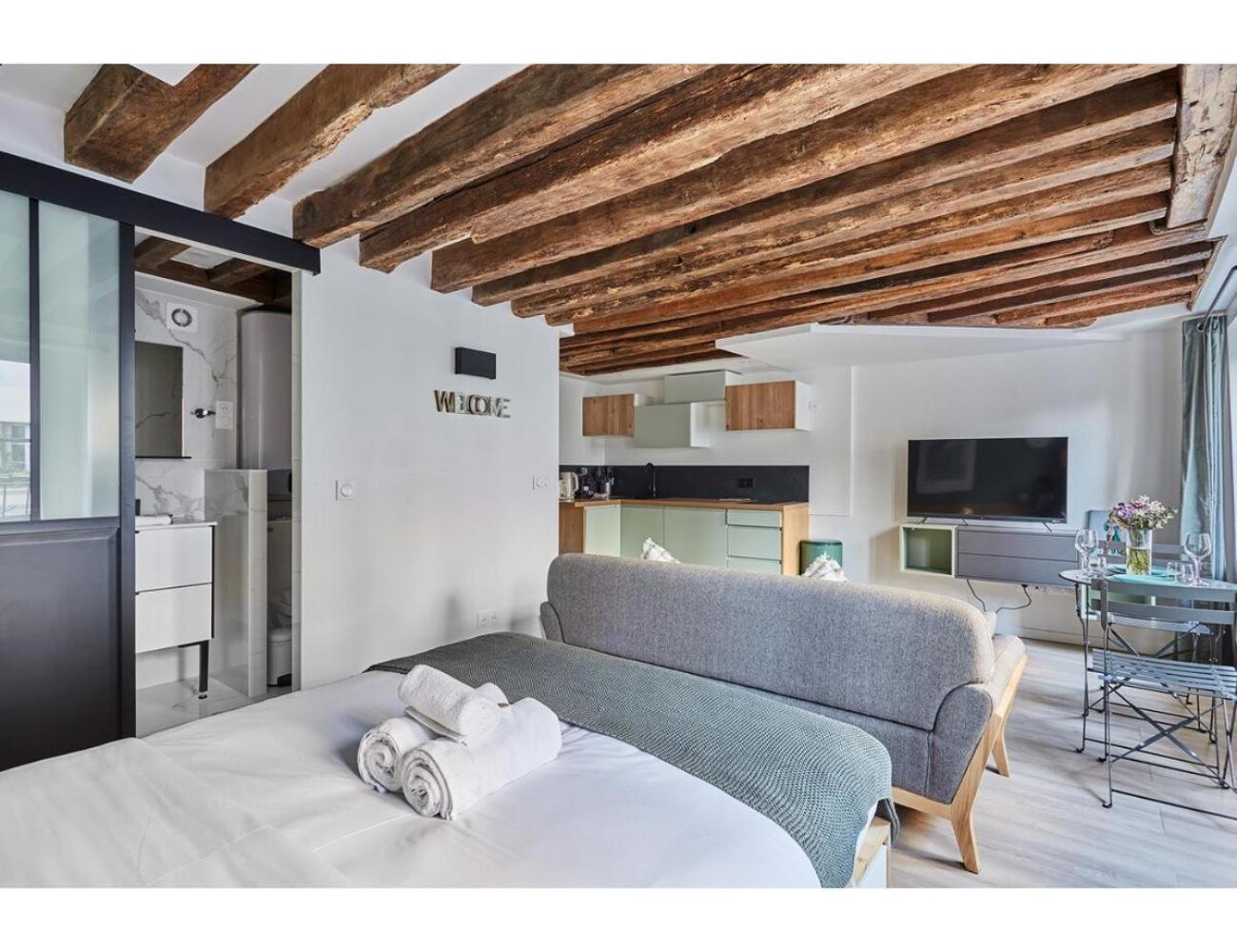 Center Of By Prestige Appartamento Parigi